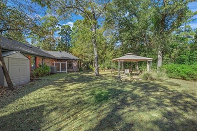 Fantastic curb appeal on this 3BD-2BA brick home in Holly Lake on Holly Lake Ranch Golf Club in Texas - for sale on GolfHomes.com, golf home, golf lot