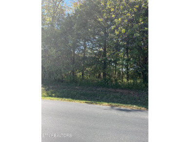 Beautiful level lot located right on the golf course in the on Tellico Village -The Links At Kahite Golf Course in Tennessee - for sale on GolfHomes.com, golf home, golf lot