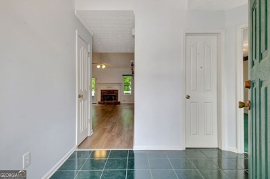 Easy living in the heart of Peachtree City! Brookfield on Braelinn Golf Club in Georgia - for sale on GolfHomes.com, golf home, golf lot
