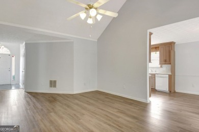 Easy living in the heart of Peachtree City! Brookfield on Braelinn Golf Club in Georgia - for sale on GolfHomes.com, golf home, golf lot