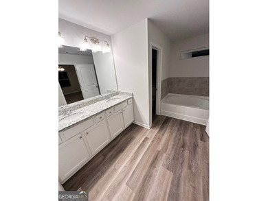 3 NEW TOWNHOMES IN THE NEIGHBORHOOD... **OVER 3200 TOTAL SQFT. 4 on Barrington Hall Golf Course in Georgia - for sale on GolfHomes.com, golf home, golf lot