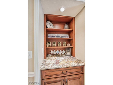 GOLFER'S PARADISE IN KELLY GREENS! Enjoy resort-style living in on Kelly Greens Golf and Country Club in Florida - for sale on GolfHomes.com, golf home, golf lot