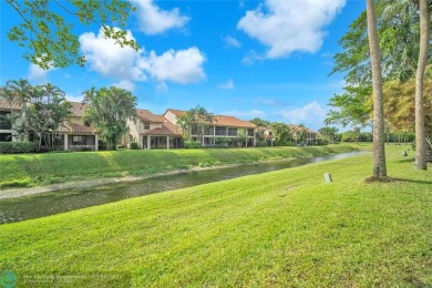 DON'T MISS OUT ON THIS  BRIGHT AND AIRY BOCA POINTE GEM. THIS 2 on Boca Pointe Country Club in Florida - for sale on GolfHomes.com, golf home, golf lot