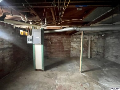 Hope R Benne, C: , hopebennerealtor,   - This recently updated on Oakland Golf Club in Nebraska - for sale on GolfHomes.com, golf home, golf lot