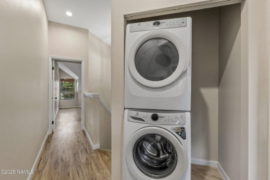 Welcome to your beautifully updated 3 bed, 3 bath townhome with on Continental Country Club in Arizona - for sale on GolfHomes.com, golf home, golf lot