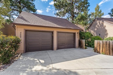 Welcome to your beautifully updated 3 bed, 3 bath townhome with on Continental Country Club in Arizona - for sale on GolfHomes.com, golf home, golf lot