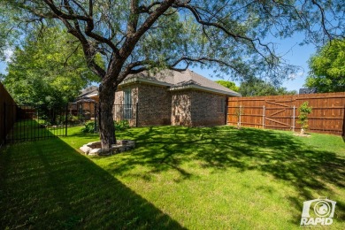 So you have been waiting for *the one*? Well, wait no longer on Bentwood Country Club in Texas - for sale on GolfHomes.com, golf home, golf lot