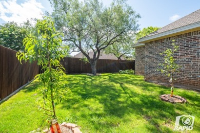 So you have been waiting for *the one*? Well, wait no longer on Bentwood Country Club in Texas - for sale on GolfHomes.com, golf home, golf lot