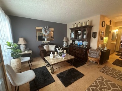 Welcome to this beautifully maintained 1 bed / 1 bath home on Flamingo Lakes Country Club in Florida - for sale on GolfHomes.com, golf home, golf lot