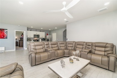 Buyer Bonus: $10,000 Toward Your Closing Costs! Welcome to your on Palmetto-Pine Country Club in Florida - for sale on GolfHomes.com, golf home, golf lot