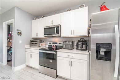 Buyer Bonus: $10,000 Toward Your Closing Costs! Welcome to your on Palmetto-Pine Country Club in Florida - for sale on GolfHomes.com, golf home, golf lot