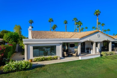 Beautifully updated Legends 40 condo on the 5th hole of the on PGA West Private Golf Courses in California - for sale on GolfHomes.com, golf home, golf lot