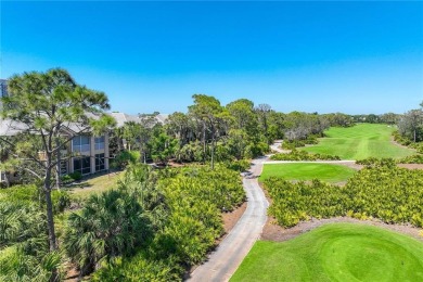 Come see this beautiful first-floor carriage home on the golf on The Colony Golf and Country Club in Florida - for sale on GolfHomes.com, golf home, golf lot
