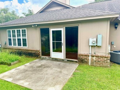 Check out this spacious three bed and two full bath condo in on Wedgefield Plantation Golf Club in South Carolina - for sale on GolfHomes.com, golf home, golf lot