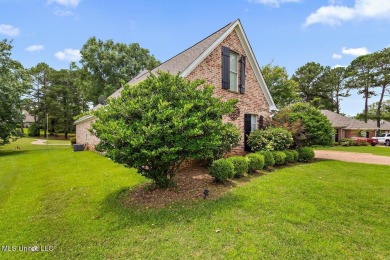 Beautiful 4-bedroom, 2-bath home on a cul-de-sac in Annandale on Annandale Golf Club in Mississippi - for sale on GolfHomes.com, golf home, golf lot