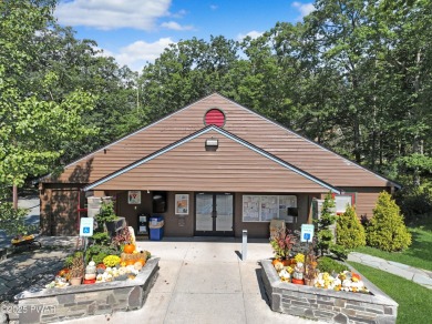 ESCAPE TO THE POCONO MOUNTAINS AND DISCOVER THIS CHARMING RUSTIC on Lords Valley Country Club, Inc in Pennsylvania - for sale on GolfHomes.com, golf home, golf lot