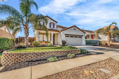 Welcome to this stunning 4-bed, 3-bath, 2,437 sq ft home located on Shadow Lakes Golf Club in California - for sale on GolfHomes.com, golf home, golf lot