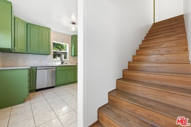 Delightful Venice duplex in a quiet and convenient East of on Penmar Golf Course in California - for sale on GolfHomes.com, golf home, golf lot