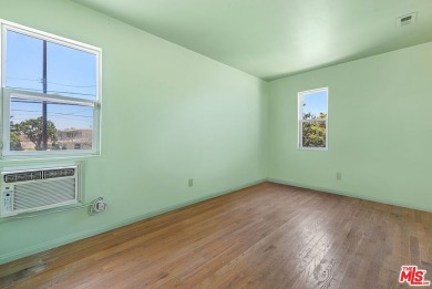 Delightful Venice duplex in a quiet and convenient East of on Penmar Golf Course in California - for sale on GolfHomes.com, golf home, golf lot