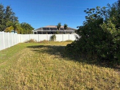 Discover the opportunity you've been waiting for! This stunning on Palmetto-Pine Country Club in Florida - for sale on GolfHomes.com, golf home, golf lot