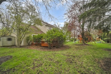 NORTH FACING BEAUTIFUL, FABULOUS 4BR+OFFICE+LOFT HOME ON on The Arboretum Club in Illinois - for sale on GolfHomes.com, golf home, golf lot