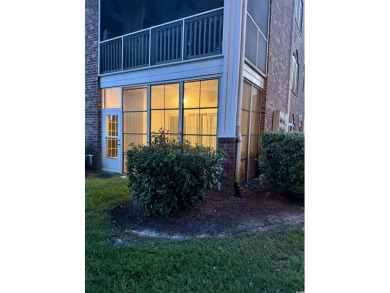 Welcome Home to this Turn-Key condo! This fantastic 2 Bed/2 Bath on  in South Carolina - for sale on GolfHomes.com, golf home, golf lot