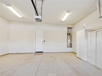 BEAUTIFUL and BRGHT.........Look at this Fabulous GOLF COURSE on Hesperia Golf and Country Club in California - for sale on GolfHomes.com, golf home, golf lot