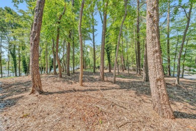 The perfect lakefront lot in the perfect location! on Mariners Landing Golf and Country Club in Virginia - for sale on GolfHomes.com, golf home, golf lot