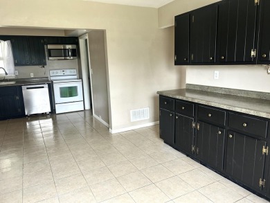 Very nice home with a HUGE living room addition with gas on Cascades Golf Course in Michigan - for sale on GolfHomes.com, golf home, golf lot