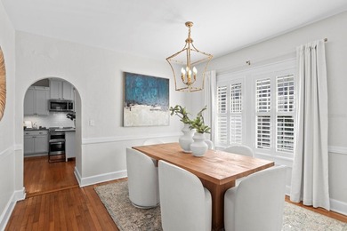 Under contract-accepting backup offers. Welcome to this charming on Palma Ceia Golf and Country Club in Florida - for sale on GolfHomes.com, golf home, golf lot