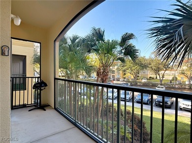 Welcome to Royal Greens at Gatewaye explore this beautifully on Gateway Golf and Country Club in Florida - for sale on GolfHomes.com, golf home, golf lot