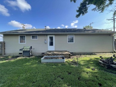 Well maintained 2 bed 1 bath home conveniently located near both on Crestview Golf Club in Indiana - for sale on GolfHomes.com, golf home, golf lot