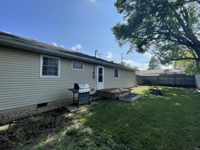 Well maintained 2 bed 1 bath home conveniently located near both on Crestview Golf Club in Indiana - for sale on GolfHomes.com, golf home, golf lot