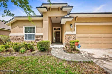 Welcome to your dream home! This charming 4 bed, 3 bath home on Eagle Landing Golf Club in Florida - for sale on GolfHomes.com, golf home, golf lot