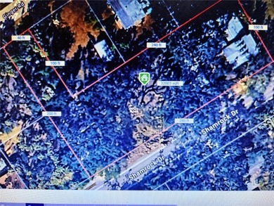 One or more photo(s) has been virtually staged. This charming on Jacaranda West Country Club in Florida - for sale on GolfHomes.com, golf home, golf lot