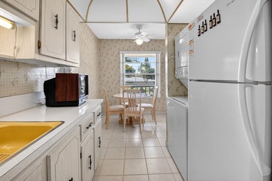 Immaculately maintained 2-bedroom, 2-bath condo centrally on Delray Beach Golf Club in Florida - for sale on GolfHomes.com, golf home, golf lot
