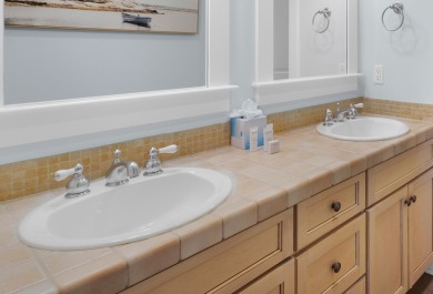 SELLER IS MOTIVATED AND READY TO SELL. Don't miss out on the on Sandestin Golf and Beach Resort - Raven in Florida - for sale on GolfHomes.com, golf home, golf lot