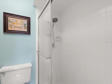 This charming 2-bedroom, 2-bath Briarfield villa is tucked on The Meadows Golf and Country Club in Florida - for sale on GolfHomes.com, golf home, golf lot