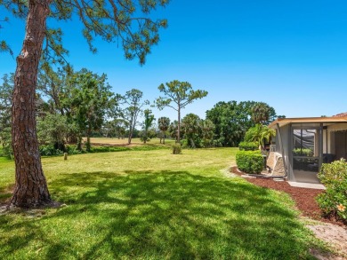 This charming 2-bedroom, 2-bath Briarfield villa is tucked on The Meadows Golf and Country Club in Florida - for sale on GolfHomes.com, golf home, golf lot
