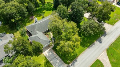 Stunning 3BR/2BA home in the desirable Tomoka Oaks community of on Tomoka Oaks Golf and Country Club in Florida - for sale on GolfHomes.com, golf home, golf lot