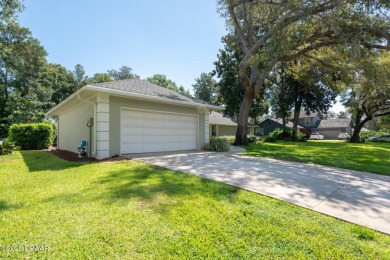 Stunning 3BR/2BA home in the desirable Tomoka Oaks community of on Tomoka Oaks Golf and Country Club in Florida - for sale on GolfHomes.com, golf home, golf lot