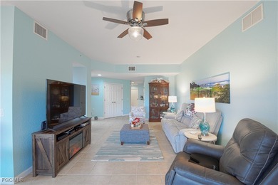 Welcome home to this beautifully updated 2 BEDROOM PLUS A DEN on Riverwood Golf Club in Florida - for sale on GolfHomes.com, golf home, golf lot