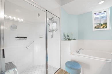 Welcome home to this beautifully updated 2 BEDROOM PLUS A DEN on Riverwood Golf Club in Florida - for sale on GolfHomes.com, golf home, golf lot