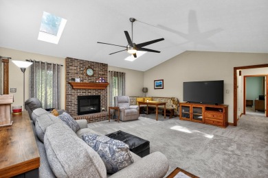 Fall in love with a beautifully updated home in one of the on Eagles Nest Country Club in Kentucky - for sale on GolfHomes.com, golf home, golf lot