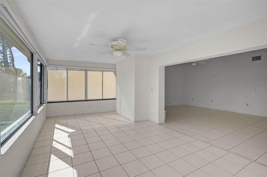 Short Sale. Step into a high-value opportunity in the on IMG Academies Golf and Country Club in Florida - for sale on GolfHomes.com, golf home, golf lot