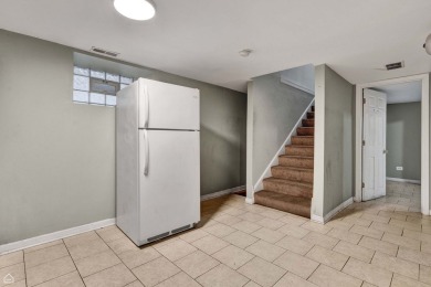 Welcome to this exceptional 2-flat property with a on Jackson Park Golf Course in Illinois - for sale on GolfHomes.com, golf home, golf lot