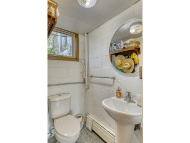 Completely updated 3 bedroom 3 bath home.  Kitchen is all new on Lakeview National Golf Course in Minnesota - for sale on GolfHomes.com, golf home, golf lot