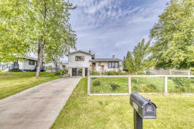 Completely updated 3 bedroom 3 bath home.  Kitchen is all new on Lakeview National Golf Course in Minnesota - for sale on GolfHomes.com, golf home, golf lot