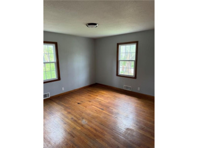 Nice home on the edge of town near golf course . wood floors on Excelsior Springs Golf Course in Missouri - for sale on GolfHomes.com, golf home, golf lot