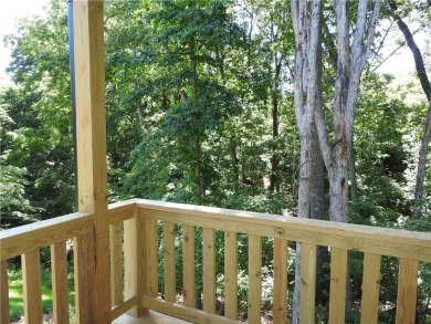 Beautiful New Custom Home in Bella Vista! Situated on a .33-acre on Bella Vista - Metfield Golf Complex and Country Club in Arkansas - for sale on GolfHomes.com, golf home, golf lot